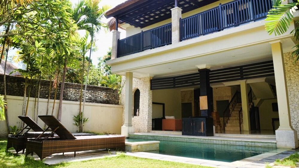 Hillstone Uluwatu Villa Ungasan Buitenkant foto